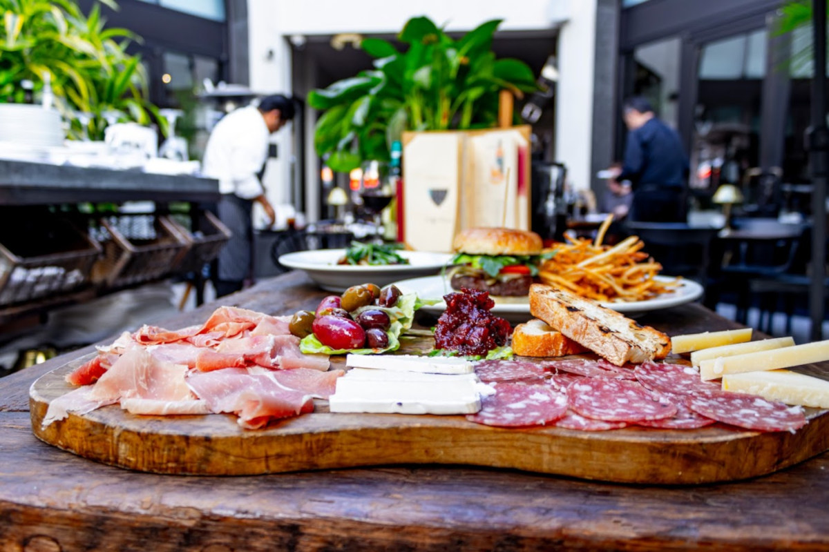 cheeseboard olives prosciutto salami